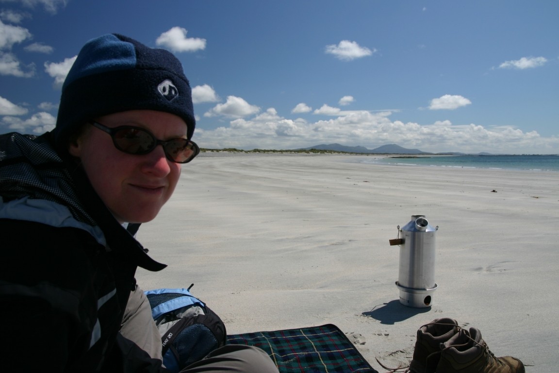 Debbie And Kelly Kettle, Benbecula